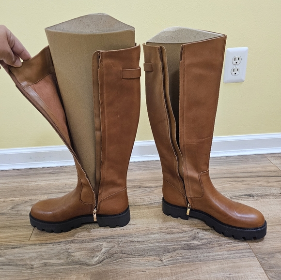 Franco Sarto Women's Leather Tall Lug Sole Boot - Picture 13 of 13